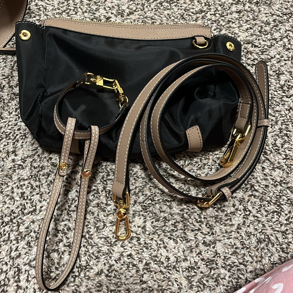 AALLYN Lilly satchel in biscotti. - Picture 6 of 9